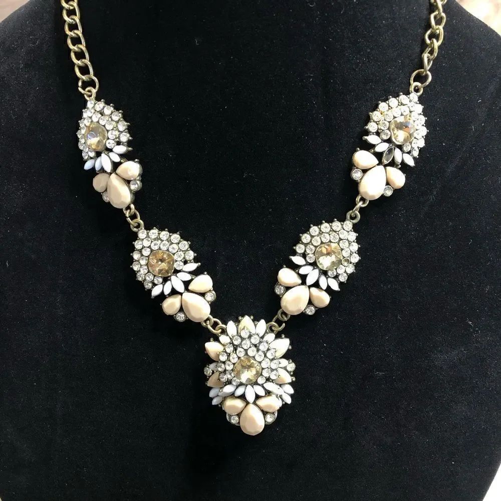 2/$20 Nude white gold rhinestone bauble statement